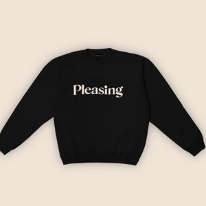 Pleasing black crew neck XL